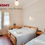 Pina Hotel 3*