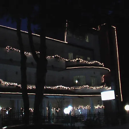 Hotel Pina