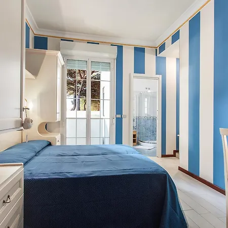 Szálloda Pina Milano Marittima