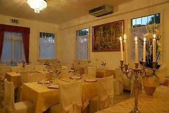 Otel Pina Milano Marittima